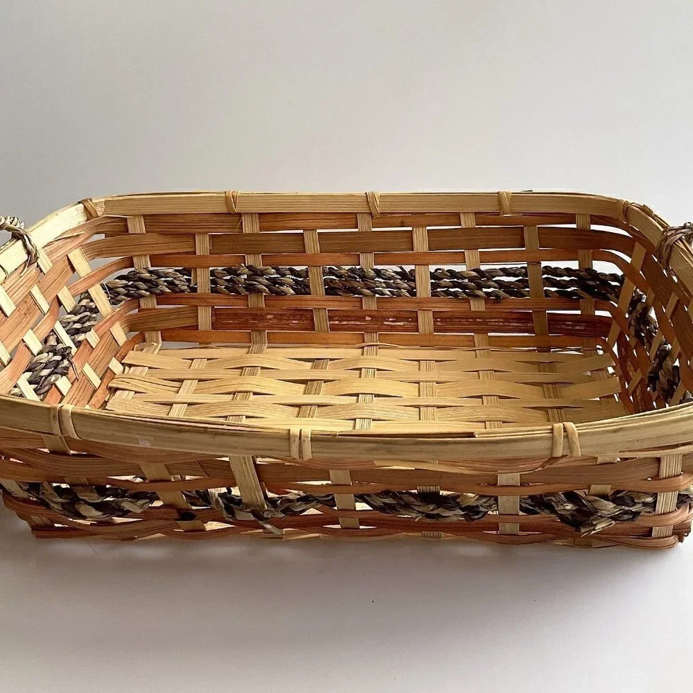 WICKER WOVEN GIFT BASKET LIGHTWEIGHT